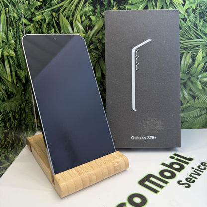 Samsung Galaxy S25+ Kártyafüggetlen 256 GB, 12 hó garancia, Újszerű