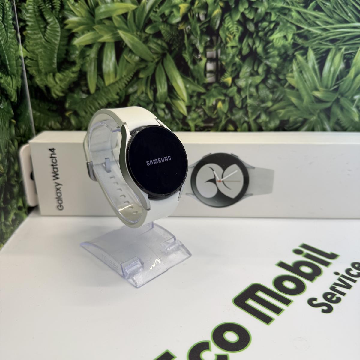 Samsung Galaxy Watch4 Kártyafüggetlen, 12 hó garancia, Újszerű