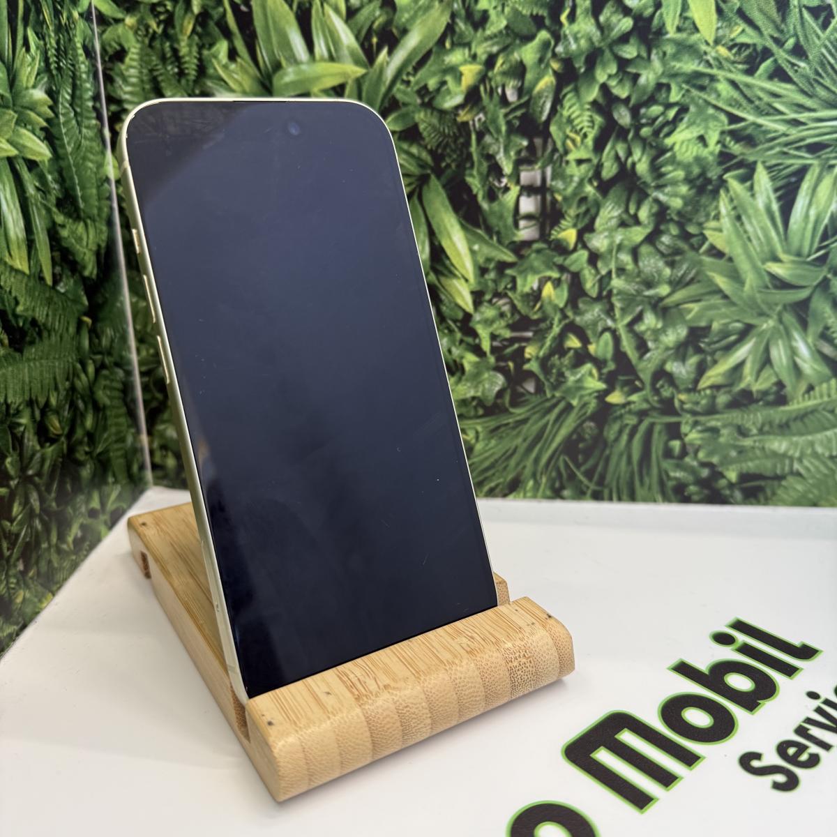 Apple iPhone 15 Kártyafüggetlen 128 GB, 12 hó garancia, Átlagos