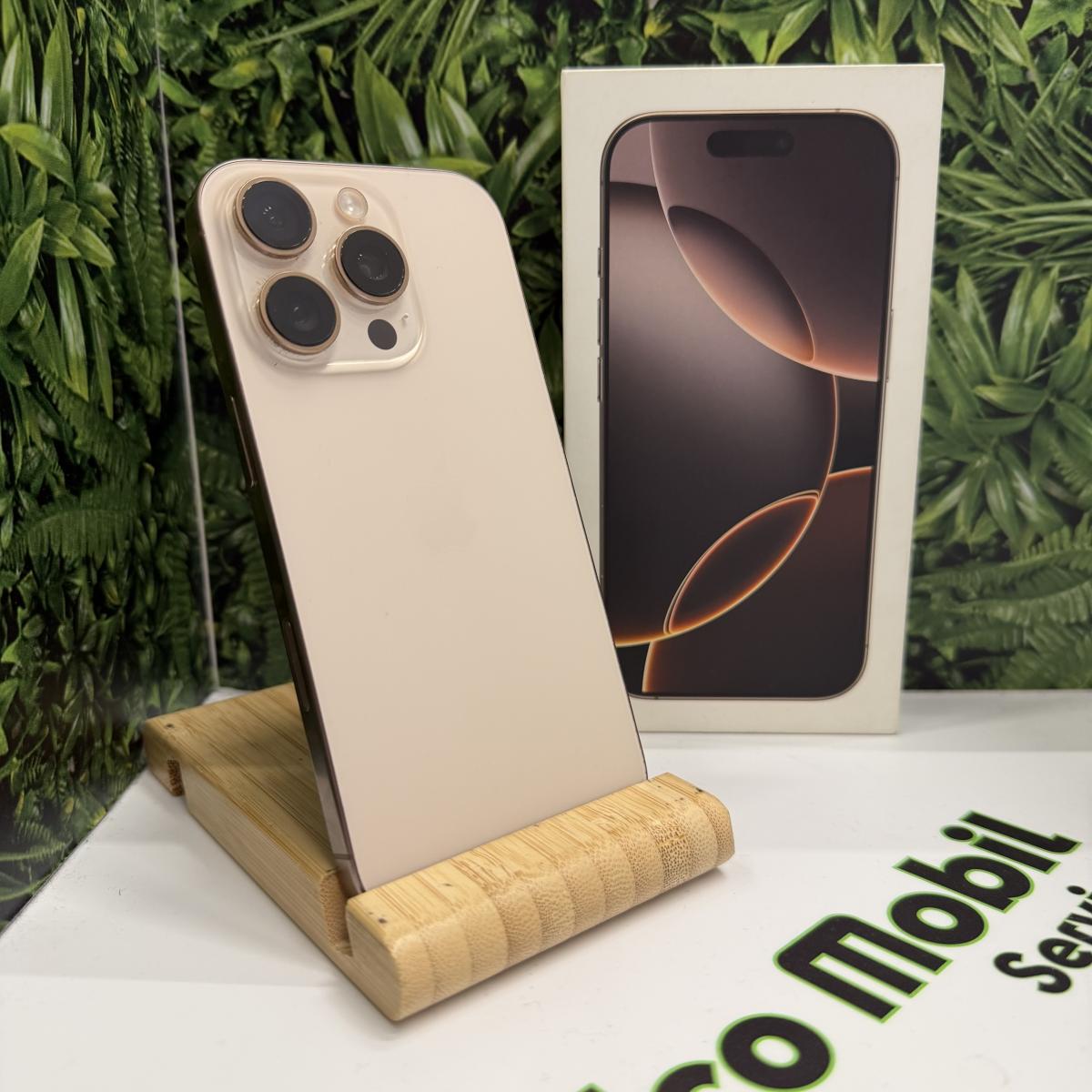 Apple iPhone 16 Pro Kártyafüggetlen 128 GB, 12 hó garancia, Átlagos