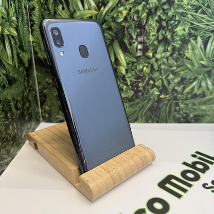 Samsung Galaxy A20e Kártyafüggetlen 32 GB, 12 hó garancia, Újszerű