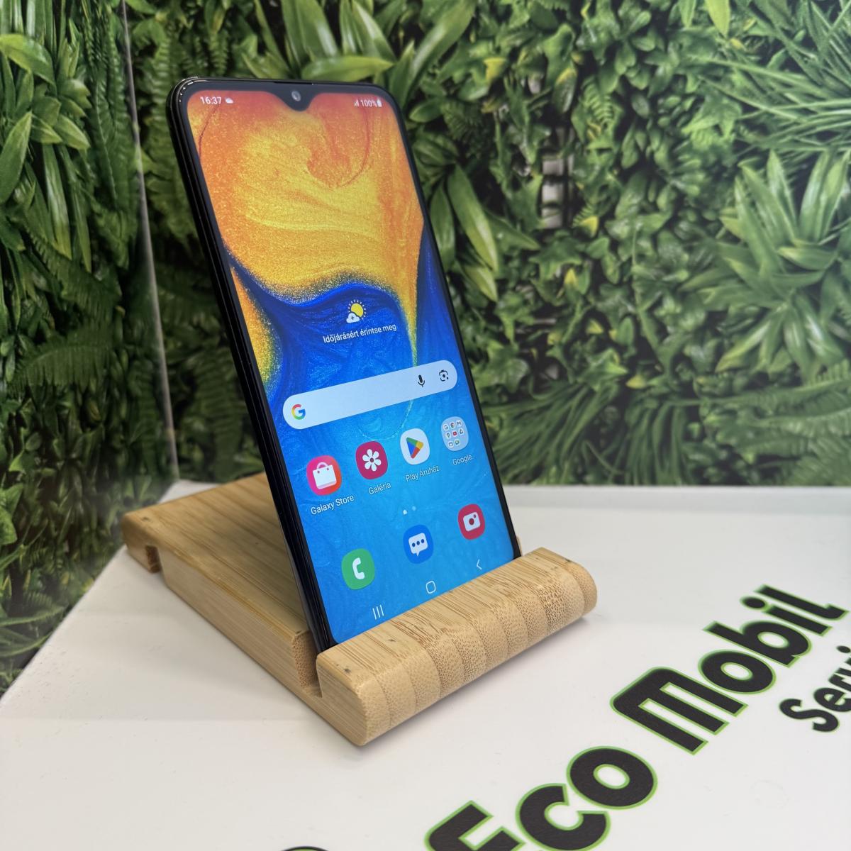 Samsung Galaxy A20e Kártyafüggetlen 32 GB, 12 hó garancia, Újszerű